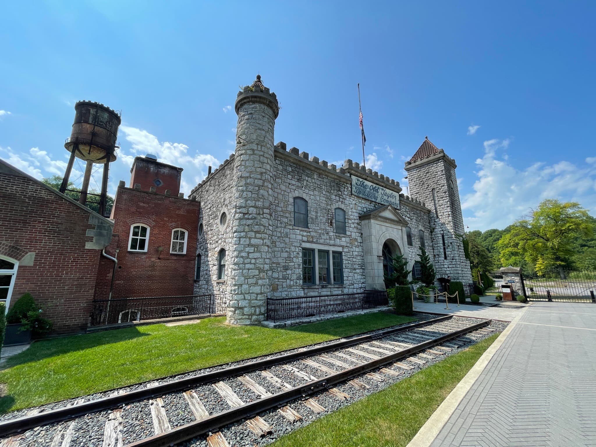 Kentucky Bourbon Trail Itinerary (2026): 1, 2, and 3-Day Plans That Actually Work